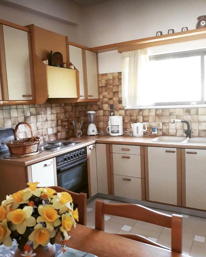 Fantastic Villa, A 5 Minute Drive From The Beach! Villa